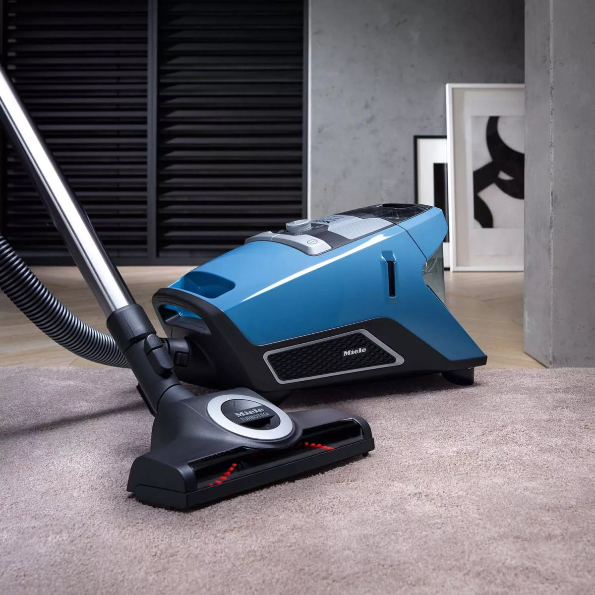 Bagless Vacuums