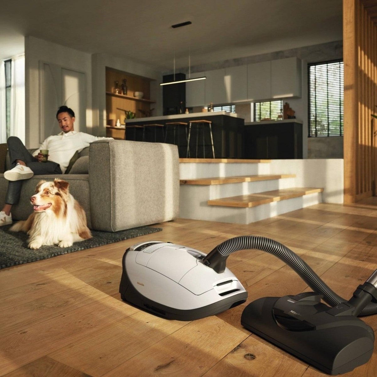 Miele Complete C3 Cat & Dog - Canister Vacuum