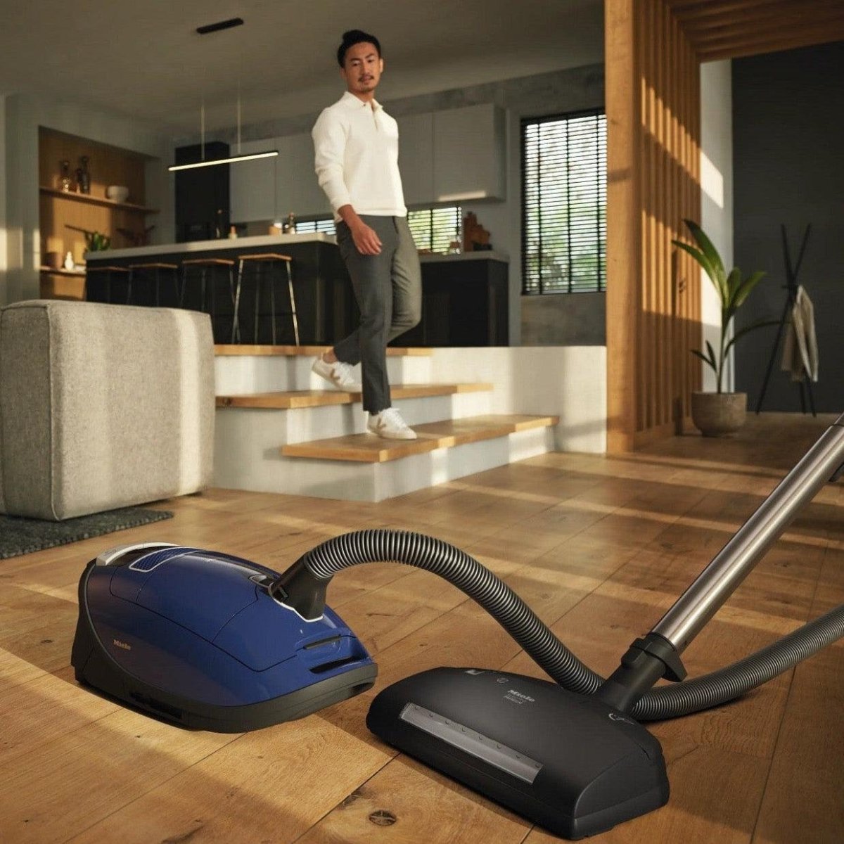 Miele Complete C3 Marin - Canister Vacuum